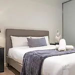 Modern Urban Retreat 1Br Apt Near Chatswood